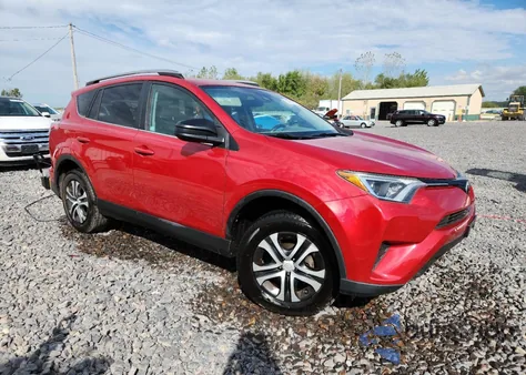 2017 Toyota Rav4 Le z USA, uszkodzony, nr VIN 2T3BFREV7HW606483